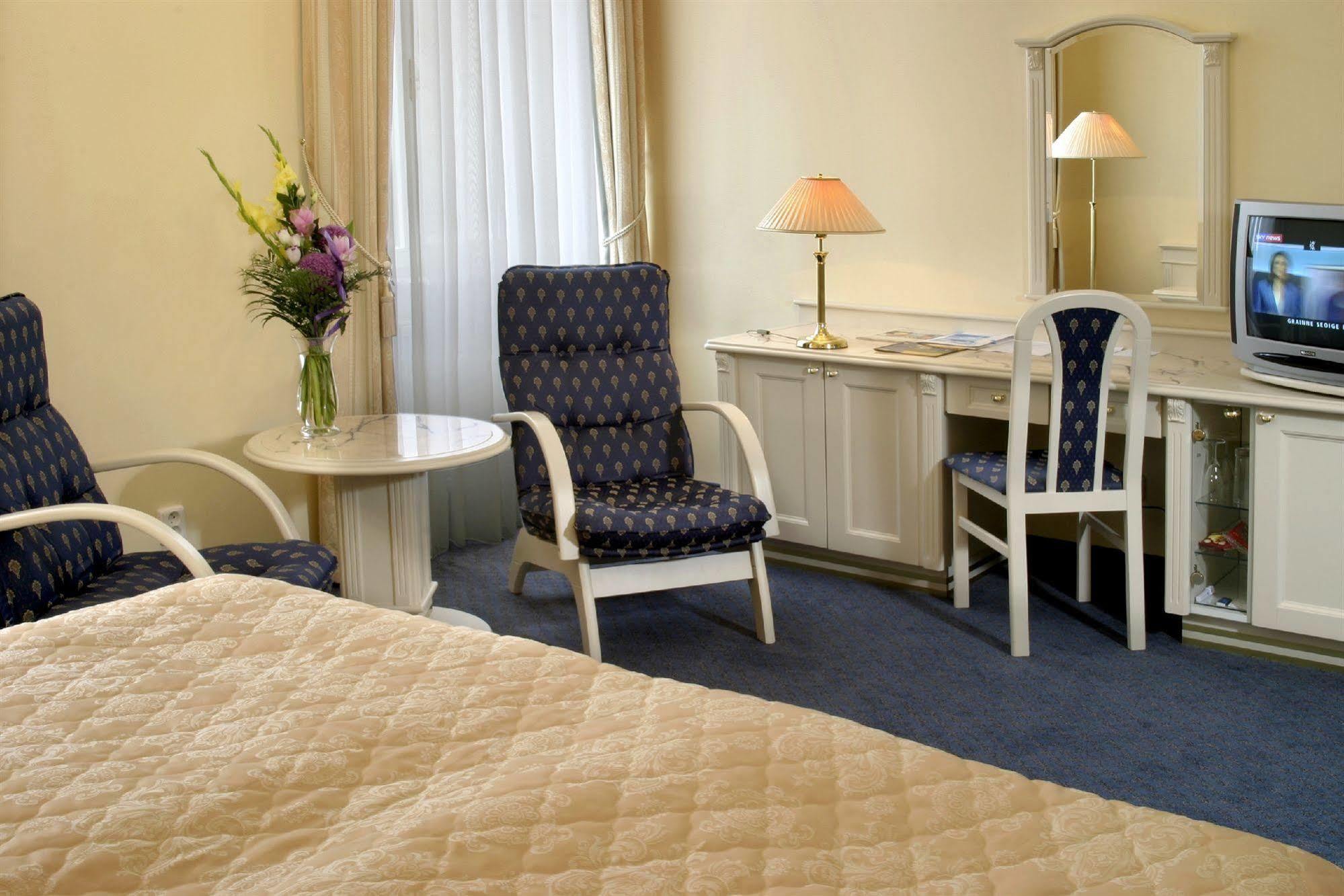Ensana Hotel Pacifik Mariánské Lázně Δωμάτιο φωτογραφία